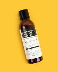 It removes dead skin cells and fills the skin with moisture for a bright milky complexion. Galactomyces Pure Vitamin C Glow Toner Soko Glam