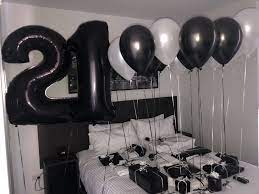 21 Gifts Including Hotel To Surprise The Boyfriend 21st Birthday Gifts For Boyfriend Birthday Surprise Boyfriend 21st Birthday Gifts