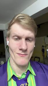 Os vídeos de Bruno Best (@paodopizzaplex) com o melhor no que faz On  Voughtify