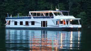 Pontoonsonly offers a huge selection of new and used pontoon boats for sale all over the country. Houseboats Kentucky Tourism State Of Kentucky Visit Kentucky Official Site