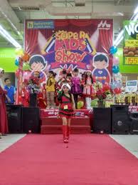 Lomba fashion show anak dengan tema batik casual yang diadakan di kota solo jawa tengah. Morinaga Gelar Lomba Mewarnai Dan Fashion Show Tingkat Tk Dan Sd Posmetro Batam