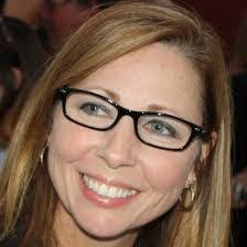 Vicki Knipp's Instagram, Twitter & Facebook