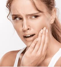 Owen Emmanuel: Expert Dental Surgeon at Parkway Clinic, Swansea