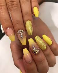 All seasonal ans casual nail art. 43 Chic Ways To Wear Yellow Acrylic Nails Stayglam