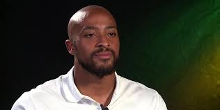 AJ Dillon shoved by police officer, chief apologizes