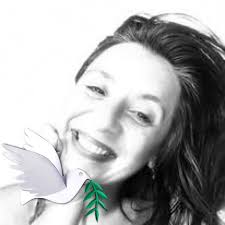 Farò del mio meglio in questa vita, per essere utile." Angelina Jolie