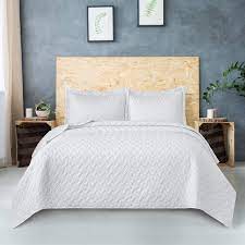 Comparison shop for queen comforter sets home in home. Amazon Com Bedsure White Quilt Sets Queen Bedspreads Full Size For Queen Bed Clearance Coverlet Lightweight 3 Pieces Includes 1 Quilt 2 Shams Kitchen Dining