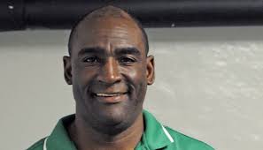 Randall wins 400th game