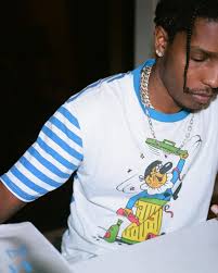 Asap rocky confused the entire fashion and sneaker industry when news broke about him signing with ua because out of all the brands, why would the fashion killa sign with ua?. Spotted A Ap Rocky Mixes High Fashion Pieces With Vans Pause Online Men S Fashion Street Style Fashion News Streetwear