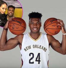 Jun 22, 2021 · the chances of this happening are about the same as james dolan's teeth being original, straight from the factory. Who Is Buddy Hield S Girlfriend Dating Life Family College