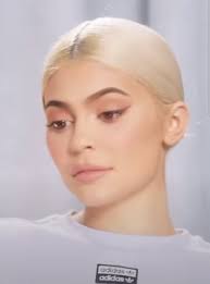 But a few years back kylie had the internet in a frenzy after she revealed what she mixed in. How To Make Kylie Jenner S Ramen Recipe 12 Tomatoes