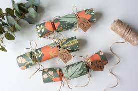 Make your own christmas crackers this festive period, and include some jokes that are actually funny. How To Make Your Own Christmas Crackers To Style Up Your Christmas Tablescape