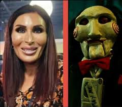 누군가 로라 루머에게 유리 하우스에 있는 사람들은 바디 부끄러워선 안 된다고 말해. @aoc 더 잘 입었어.