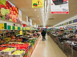 Lidl plus dampft rabatte für seine nutzer wieder ein. Neuordnung Der Lagerstruktur Lidl Macht Sich Im Fruchtgeschaft Autark