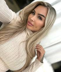 Kirsten（@itskmeyers）的照片· 2023年12月10日