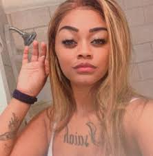 Profile for Kiki Miller