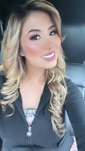 Sacar la llave cuando otros esperan que la gires . Quizás ese sea el truco  ♥️