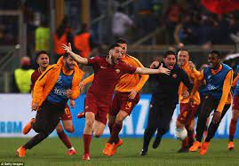 Les couleurs du club, le jaune et le rouge, plus. Roma 3 0 Barcelona 4 4 Agg Manolas Seals Incredible Away Goals Win Champions League As Roma League