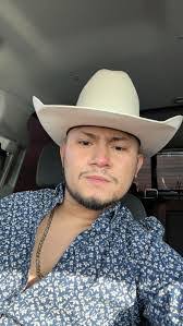 Kevin Abraham's Instagram, Twitter & Facebook