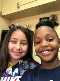 Stephanie Meadows (@StephMeadowsX6)