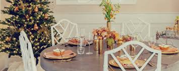 A unique idea for a dining table. House Beautiful Shows A Dreamy Dining Room Decor For This Christmas