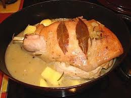 Jambon De Porcelet En Cocotte Au Four La Cuisine Des Jours En 2020 Recette A Base De Viande Cuisine Cocotte