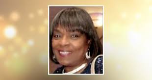 Sadie Coates's Instagram, Twitter & Facebook