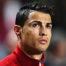 Cristiano ronaldo dos santos aveiro was born on february 5, 1985, in madeira, portugal to maria dolores dos santos aveiro and josé diniz aveiro. Cristiano Ronaldo Aktuelle News Infos Bilder Bunte De