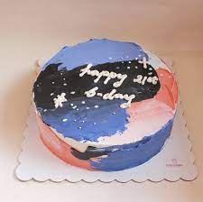 Boasting a minimalist design at its very core, the heimplanet monolith hides its functionality quite well. Birthday Simple Small Minimalist Cake Design For Men Healthy Life Naturally Life