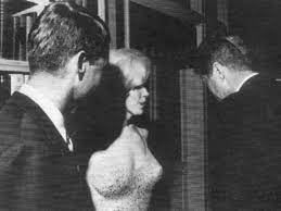 Fbi Couldn T Expose Them But Newly Emerged Letter Shows Bobby Kennedy And Marilyn Monroe Were An Item National Post Marilyn Monroe Kennedy Ted Kennedy