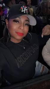 Loading ♑️🐐 Forty-Fine💋 1/9