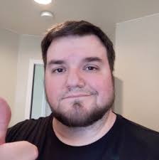 Old skullcandy BT headphones, probably about 5-6 years old. They were still  working but the case had broken.