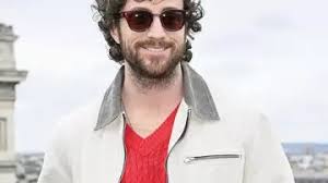 28 Years Later Aaron Taylor-Johnson Brown Blazer worn by Jamie (Aaron  Taylor-Johnson) in 28 Years Later