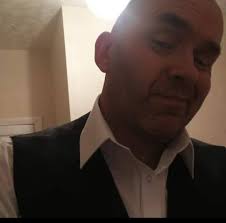 Sorry if a daft question. On the £8.99 game pass option. I know I get the  game downloads but can I still play games like gta online. Thanks