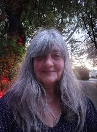 Hi I'm Sandra I'm 64 from Leeds looking for new friends ❤️