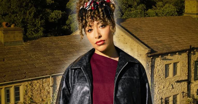 New Emmerdale star warns you may hate Serena Sugden 'in the best way' |  Soaps | Metro News