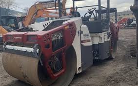 Dynapac CC4200 Smooth Drum Roller