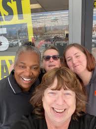 When the Animal Kingdom pet store announced in late 2009 it would be  closing its doors, one longtime customer likened it to the death of a  family friend. Steve Maciontek knows just