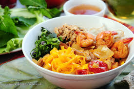 Image result for MÃ¬ Quáº£ng vÃ&nbsp;ng nghá»