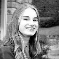 30+ "Anna Perrin" profiles