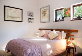 Pada dekorasi kamar sederhana tapi unik yang memiliki gaya furniture serta tata letak yang unik. Ragam Cara Menghias Kamar Yang Mudah
