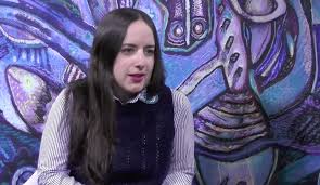 Los niños retrata el mundo de un grupo de adultos que a pesar de crecer en un entorno escolar mantienen vigentes los sueños de un futuro distinto. Maite Alberdi Directora Del Documental Los Ninos En Sello Propio El Sueno De Ser Considerado Un Adulto El Mostrador