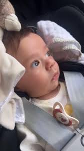 Arrumando Bebê: Mamãe vs. Papai