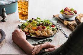 4.5 out of 5 stars. Zoes Kitchen Restaurant 3161 E Broad St Space 101 Mansfield Tx 76063 Usa