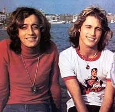 Spot the difference! I thought Andy was a mini-me of Barry in the looks department but check this out! He looks just like Robin in this photo. Once again thank you to