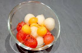 Cette Salade De Melons Et Pasteque Est Un Dessert Estival Par Excellence Le Sirop Leger A L 39 Eau De Fleur D 39 O Salade Melon Recettes De Cuisine Pasteque