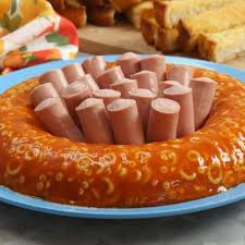 Salad bars with ranch and green goddess dressing Gross Old Fashioned Recipes Your Grandma Probably Made