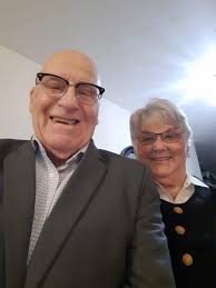 Musician playing solo acoustic show in Minto