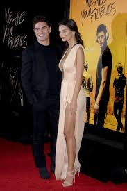 Zac Efron Emily Ratajkowski At The Premiere Of We Are Your Friends Wayf Zacefron Emrata Tclchinesetheatre Fashion Wayf Emily Ratajkowski