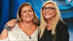 Maybe you would like to learn more about one of these? Domenica In Romina Power Alla Prima Puntata Gli Ospiti Di Mara Venier Lanostratv
